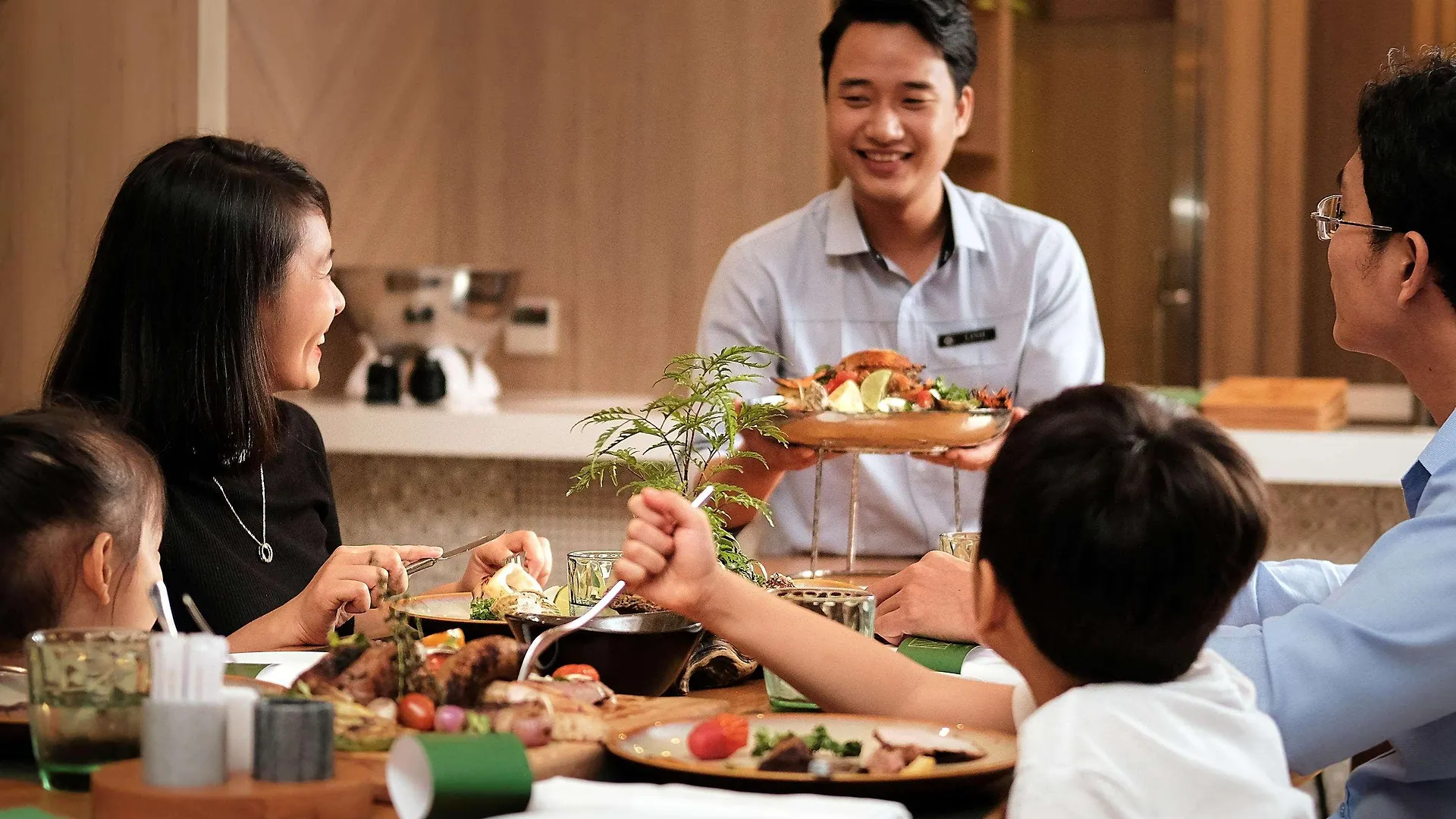 ***** Hotel Grand Mercure Danang Vietnam